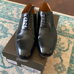 Florsheim Corino Cap Toe Oxford - Black - Size 10.5